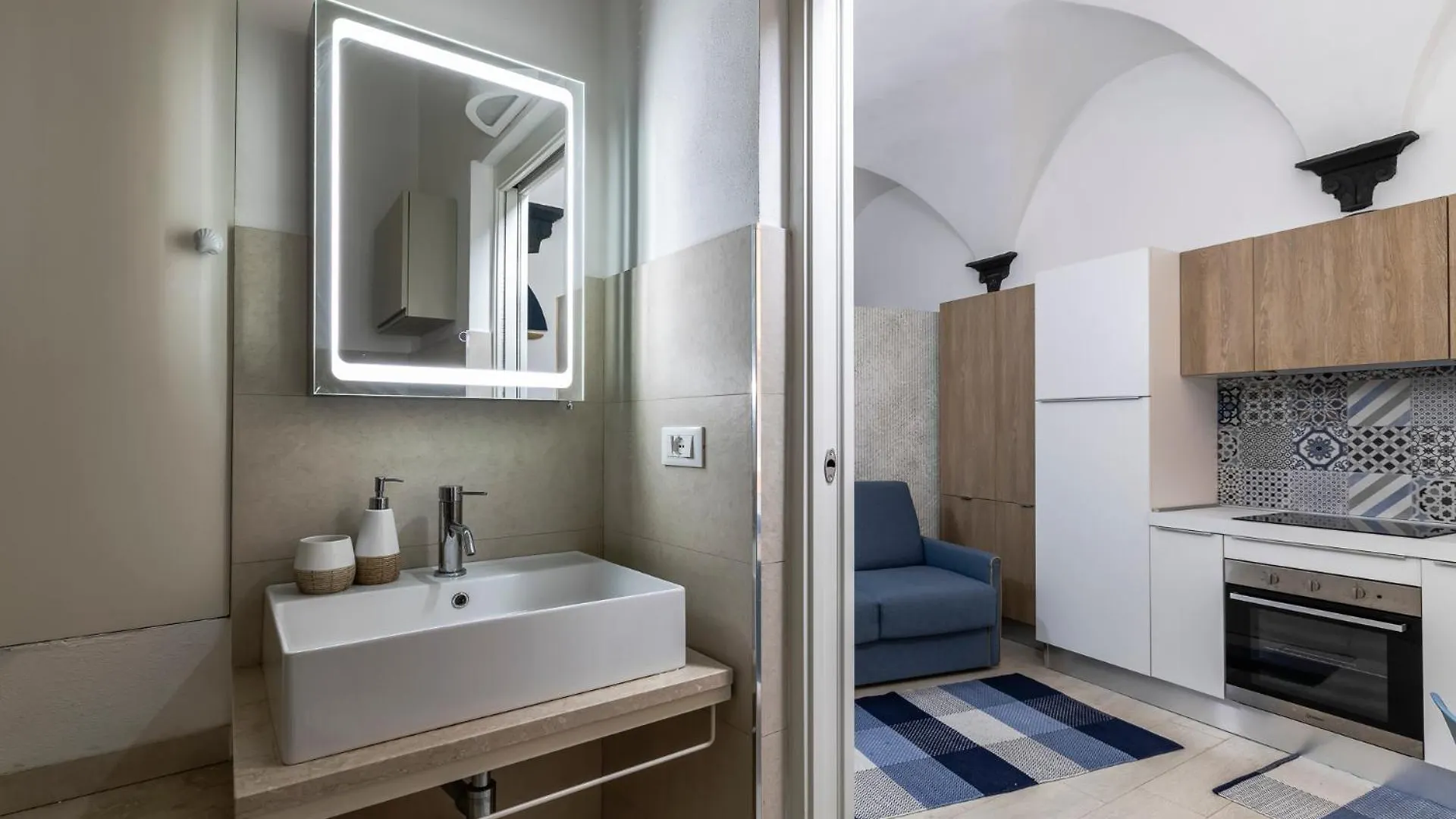 La Suite Del Monaco Marinaio Alassio 0*,